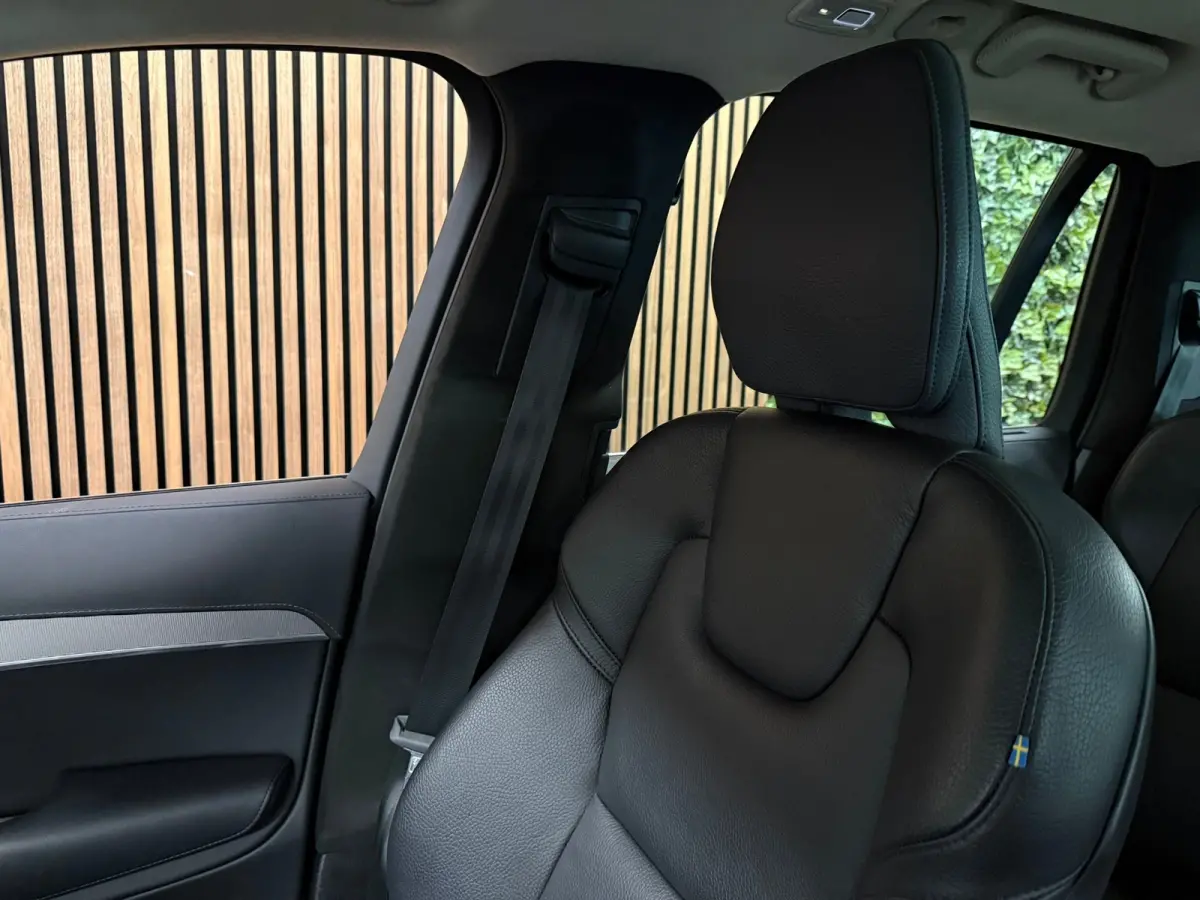 T8 AWD Recharge Ultra Ultimate Bright | 360 Camera | Head-Up Display | Harman Kardon | 455pk | Adaptieve Cruise Control | Stoelverwarming voor+achter | Stuurwielverwarming | Schuifdak | 20 I