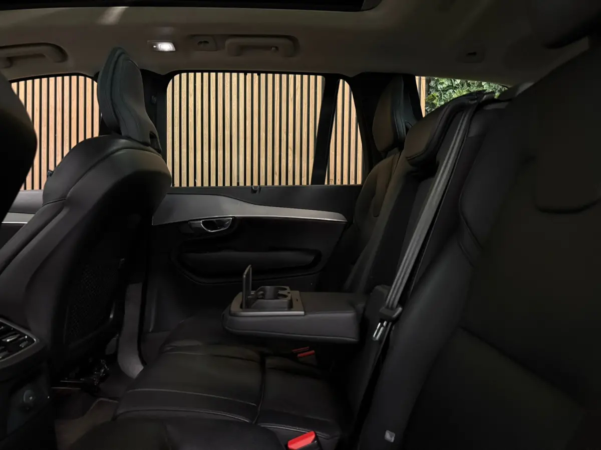 T8 AWD Recharge Ultra Ultimate Bright | 360 Camera | Head-Up Display | Harman Kardon | 455pk | Adaptieve Cruise Control | Stoelverwarming voor+achter | Stuurwielverwarming | Schuifdak | 20 I