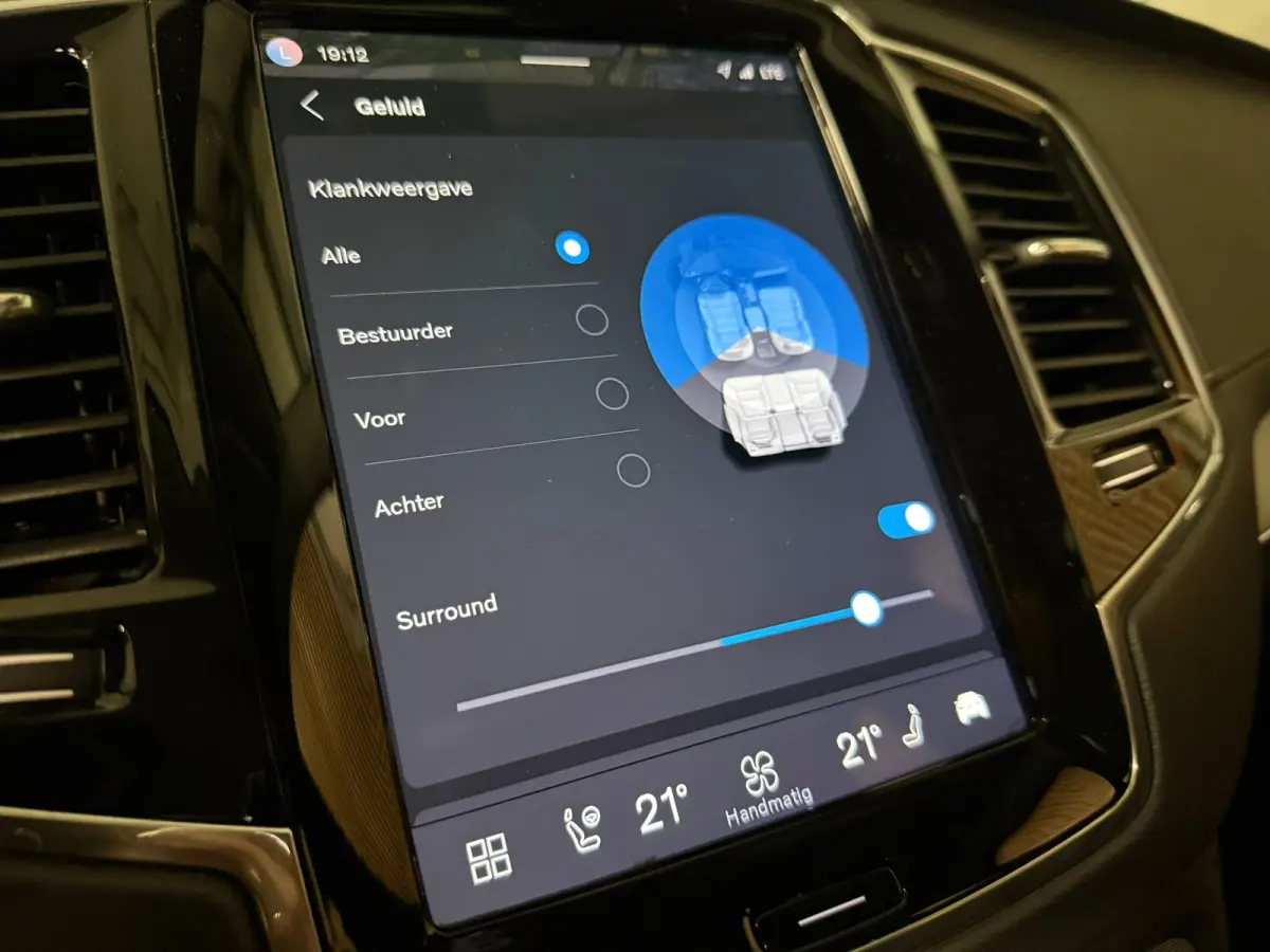 T8 AWD Recharge Ultra Ultimate Bright | 360 Camera | Head-Up Display | Harman Kardon | 455pk | Adaptieve Cruise Control | Stoelverwarming voor+achter | Stuurwielverwarming | Schuifdak | 20 I
