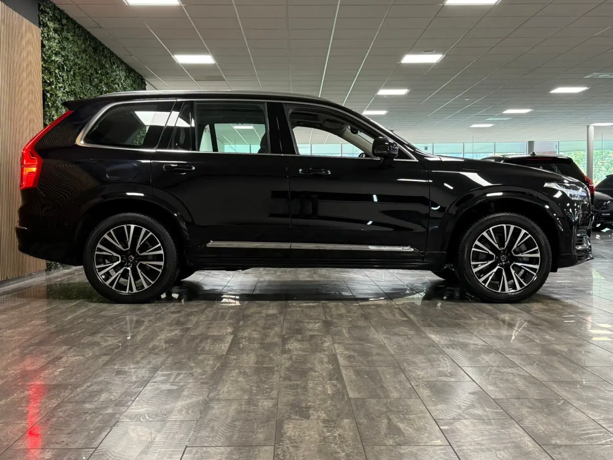 T8 AWD Recharge Ultra Ultimate Bright | 360 Camera | Head-Up Display | Harman Kardon | 455pk | Adaptieve Cruise Control | Stoelverwarming voor+achter | Stuurwielverwarming | Schuifdak | 20 I
