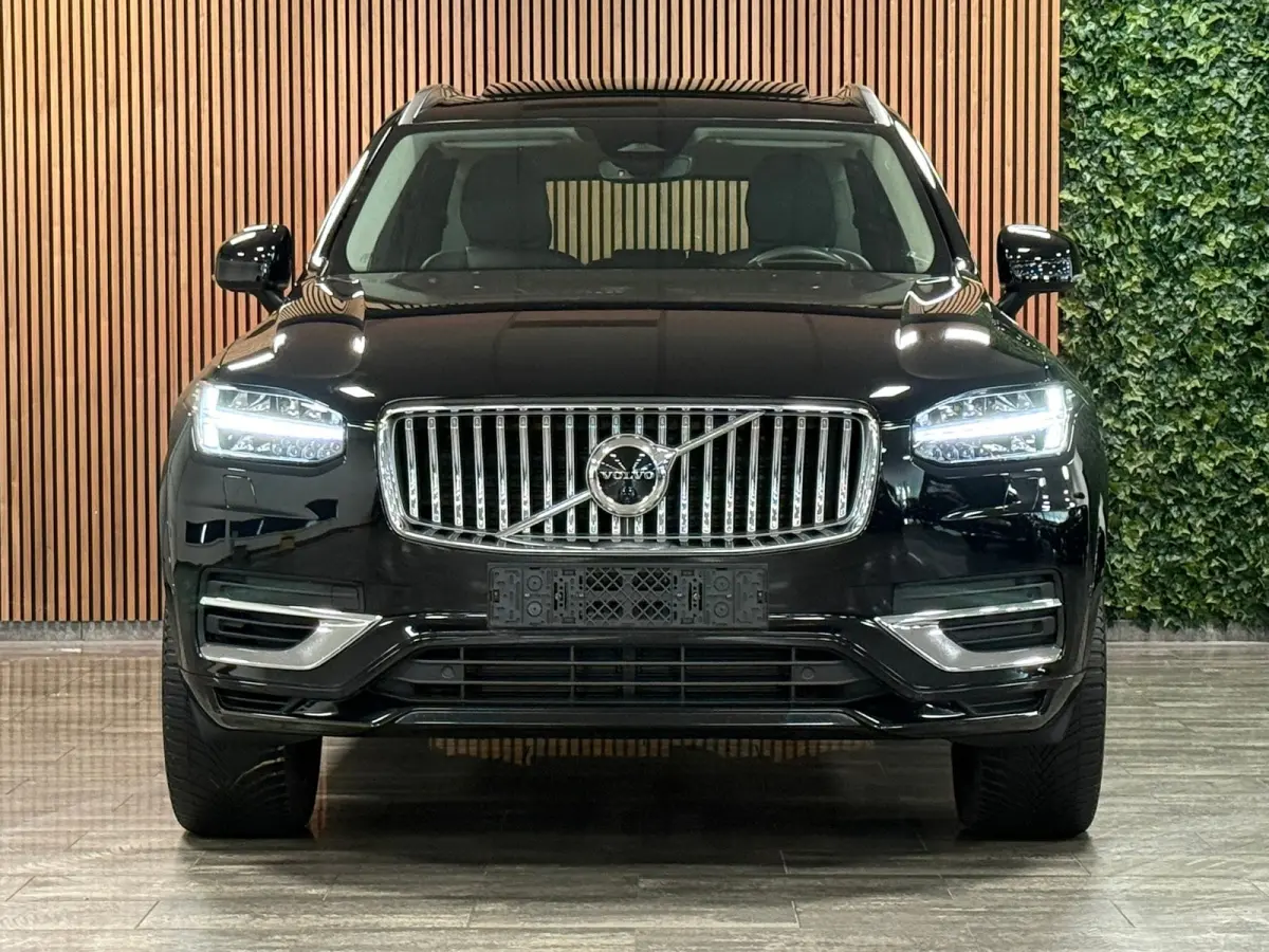 T8 AWD Recharge Ultra Ultimate Bright | 360 Camera | Head-Up Display | Harman Kardon | 455pk | Adaptieve Cruise Control | Stoelverwarming voor+achter | Stuurwielverwarming | Schuifdak | 20 I