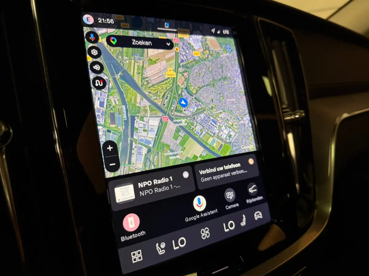 T6 AWD Recharge Ultra Dark | Trekhaak | 360 Camera | Schuifdak | Head-Up Display | Harman Kardon | Adaptieve Cruise Control | Stoelverwarming voor+achter | Stuurwielverwarming | Full LED Mee