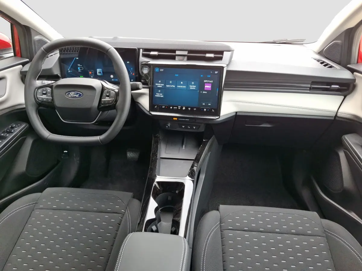 44 kWh | DEMO DEAL! | DIRECT RIJDEN | WINTERPACK | COMFORT PACK | NL-AUTO | 1E EIGENAAR | CRUISE | CAMERA | PARK SENS V+A