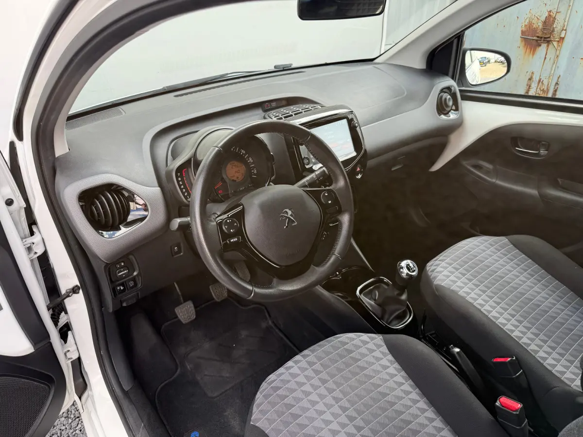 1.0 e-VTi Allure | climate control| camera achter| cruise control| dab| apple carplay/android auto
