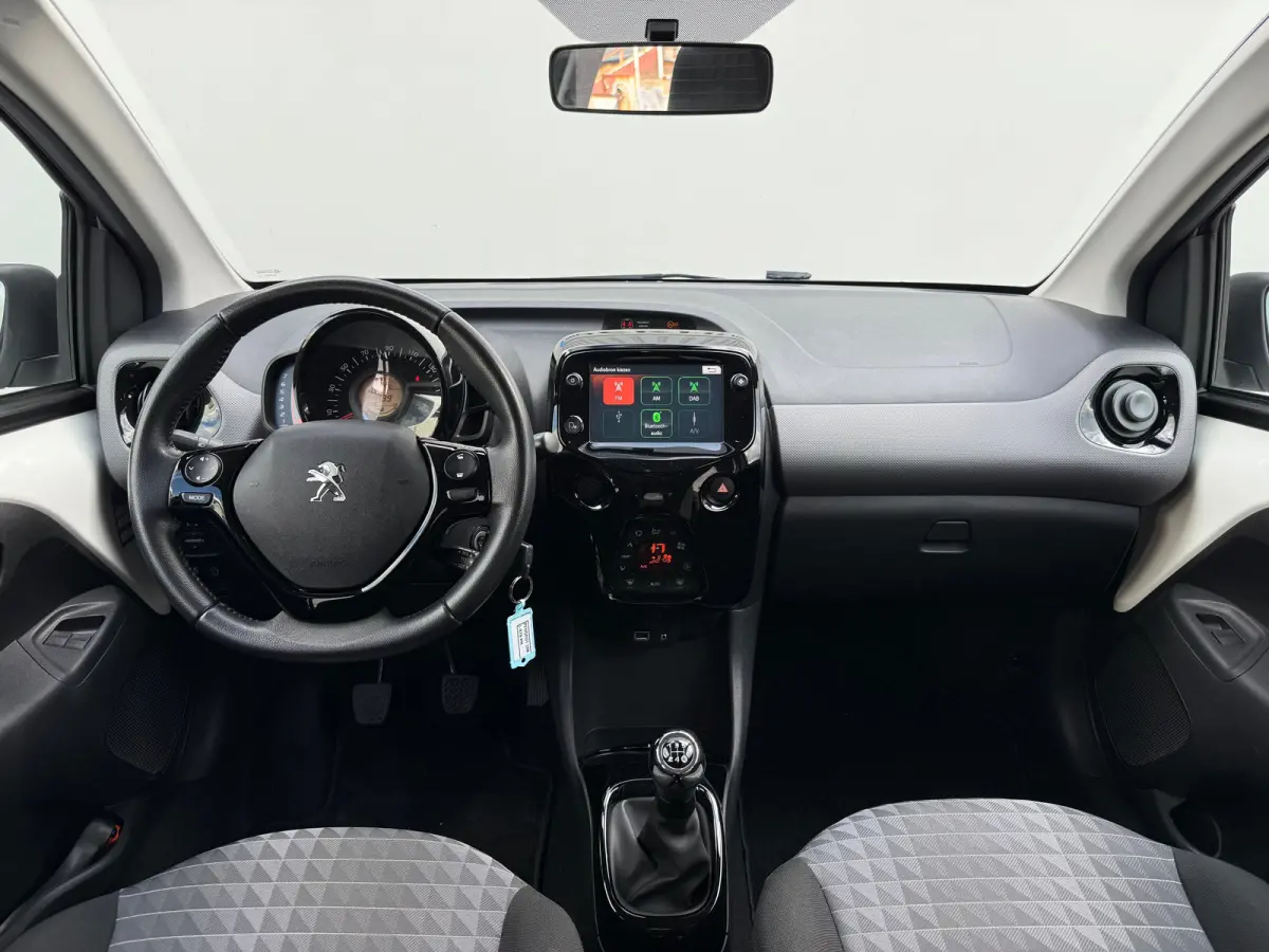 1.0 e-VTi Allure | climate control| camera achter| cruise control| dab| apple carplay/android auto
