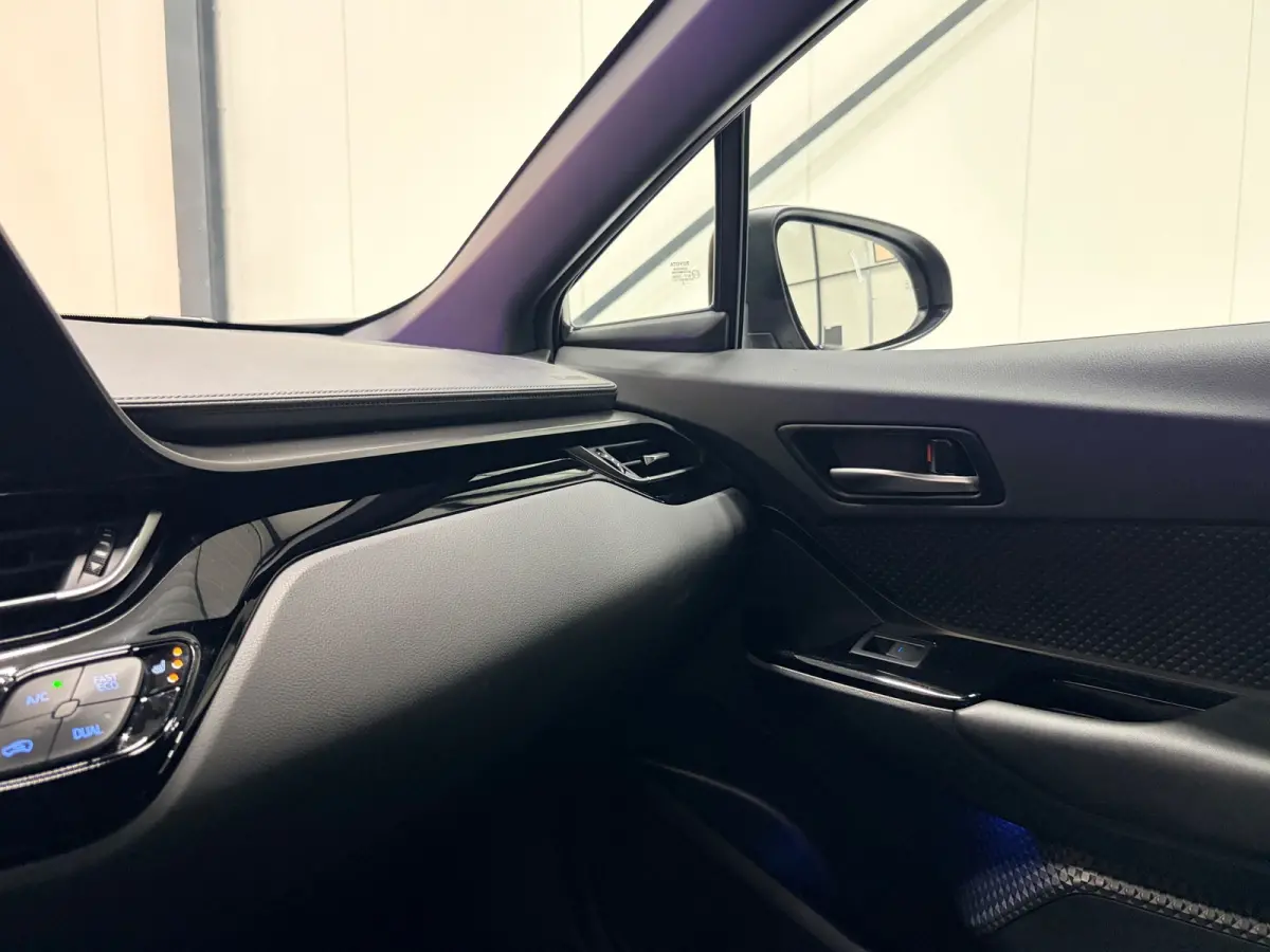2.0 Hybrid Dynamic| Carplay|Led|Navigatie|Camera |ACC|Stoelverwarming + Stuur