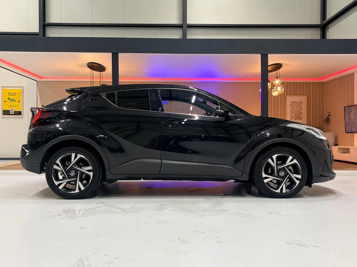 2.0 Hybrid Dynamic| Carplay|Led|Navigatie|Camera |ACC|Stoelverwarming + Stuur