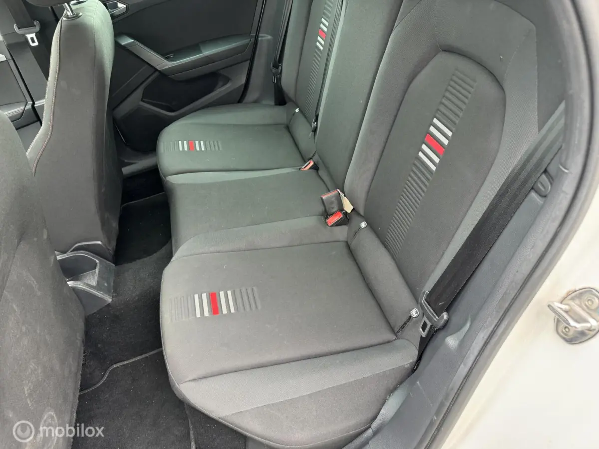 1.0 TSI FR | Stoelverwarming | Carplay