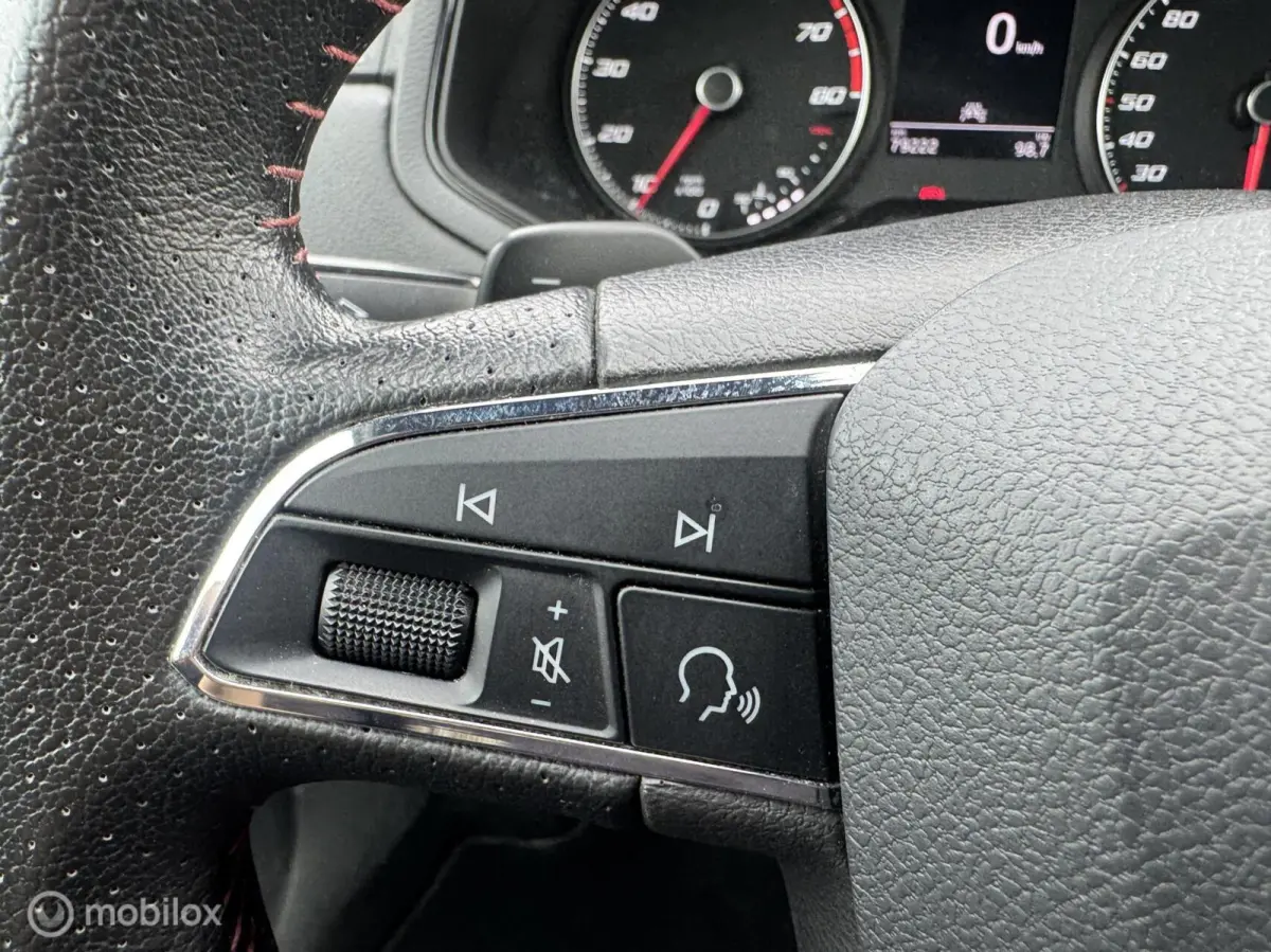 1.0 TSI FR | Stoelverwarming | Carplay