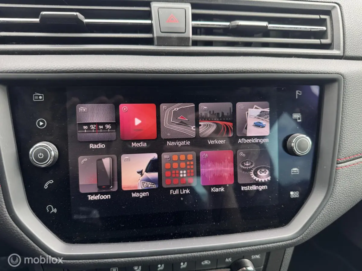 1.0 TSI FR | Stoelverwarming | Carplay