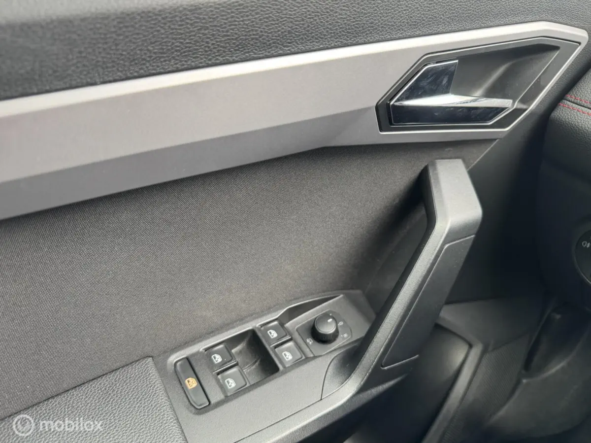 1.0 TSI FR | Stoelverwarming | Carplay