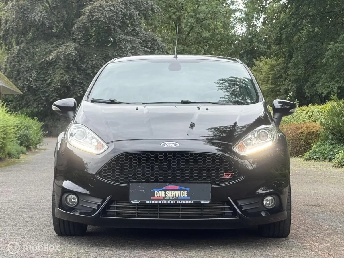 1.6 ST 134KW/STLVW/PDC/NAVI/CAMERA/LMV/KEYLESS