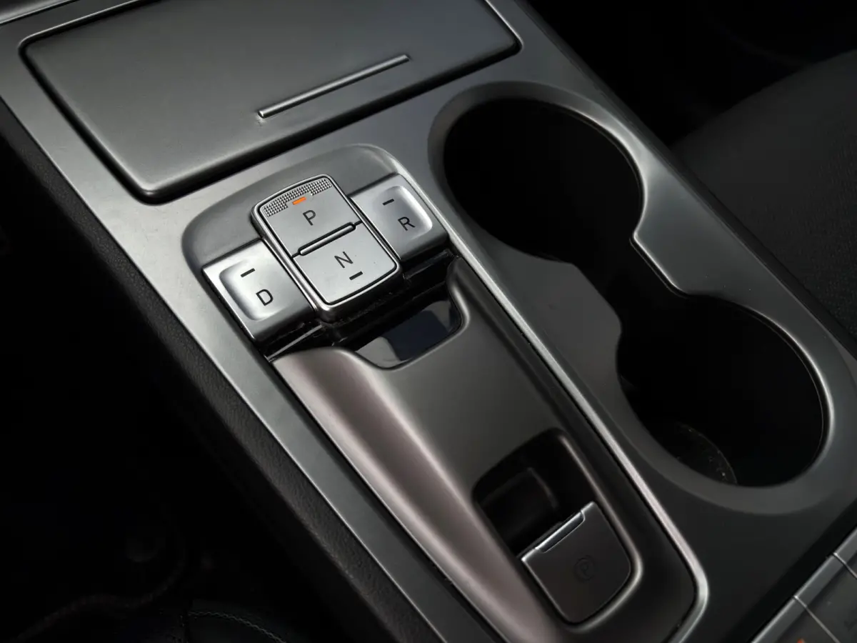 Premium 64 kWh | Stoelventilatie | Adap. Cruise | Leder | Adap. Cruise | Apple Carplay