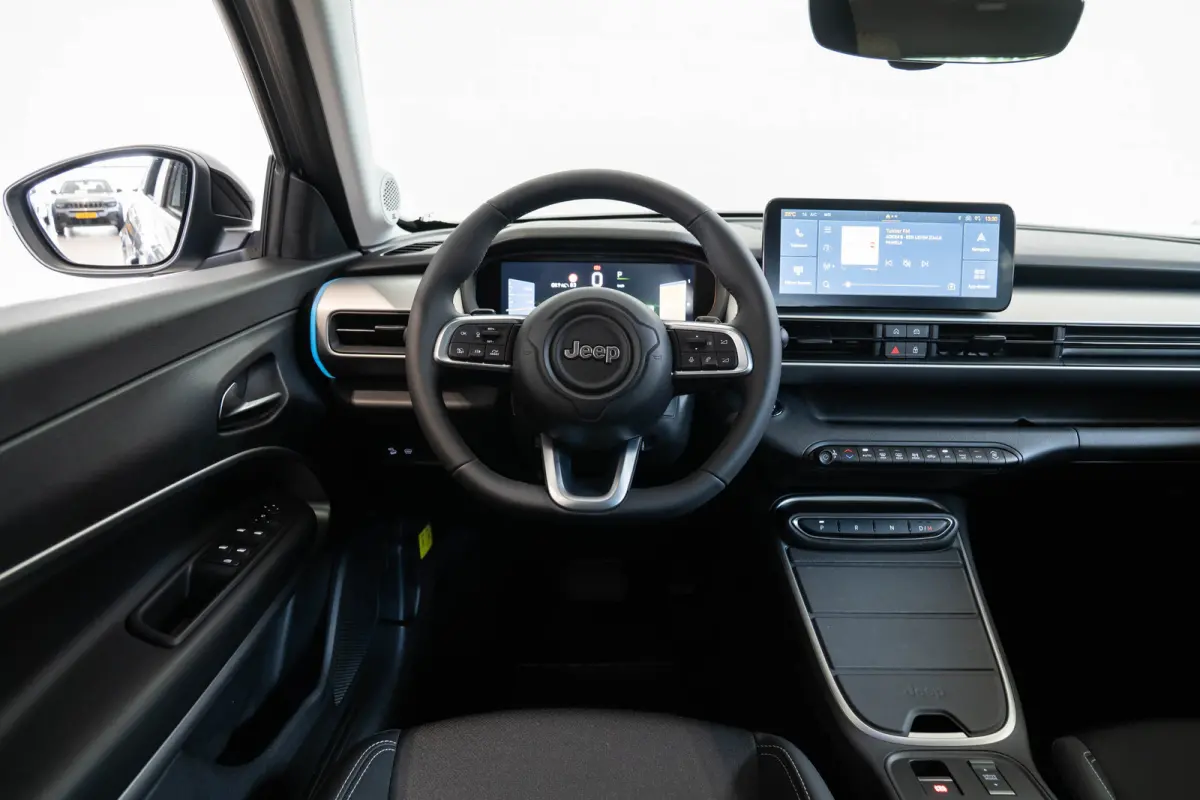 1.2 e-Hybrid Summit | Navigatie | Camera | Keyless | Elektrische Achterklep | Stoelverwarming | Verwarmd voorraam | Apple Carplay & Android Auto |