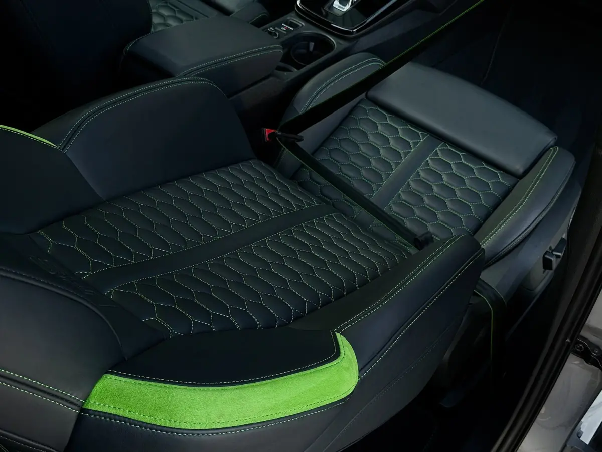 2.5 TFSI RS3 Quattro / Keramisch / Hulk / Carbon / Massage / Pano / Memory / B&O / Carplay / Lane / Garantie /