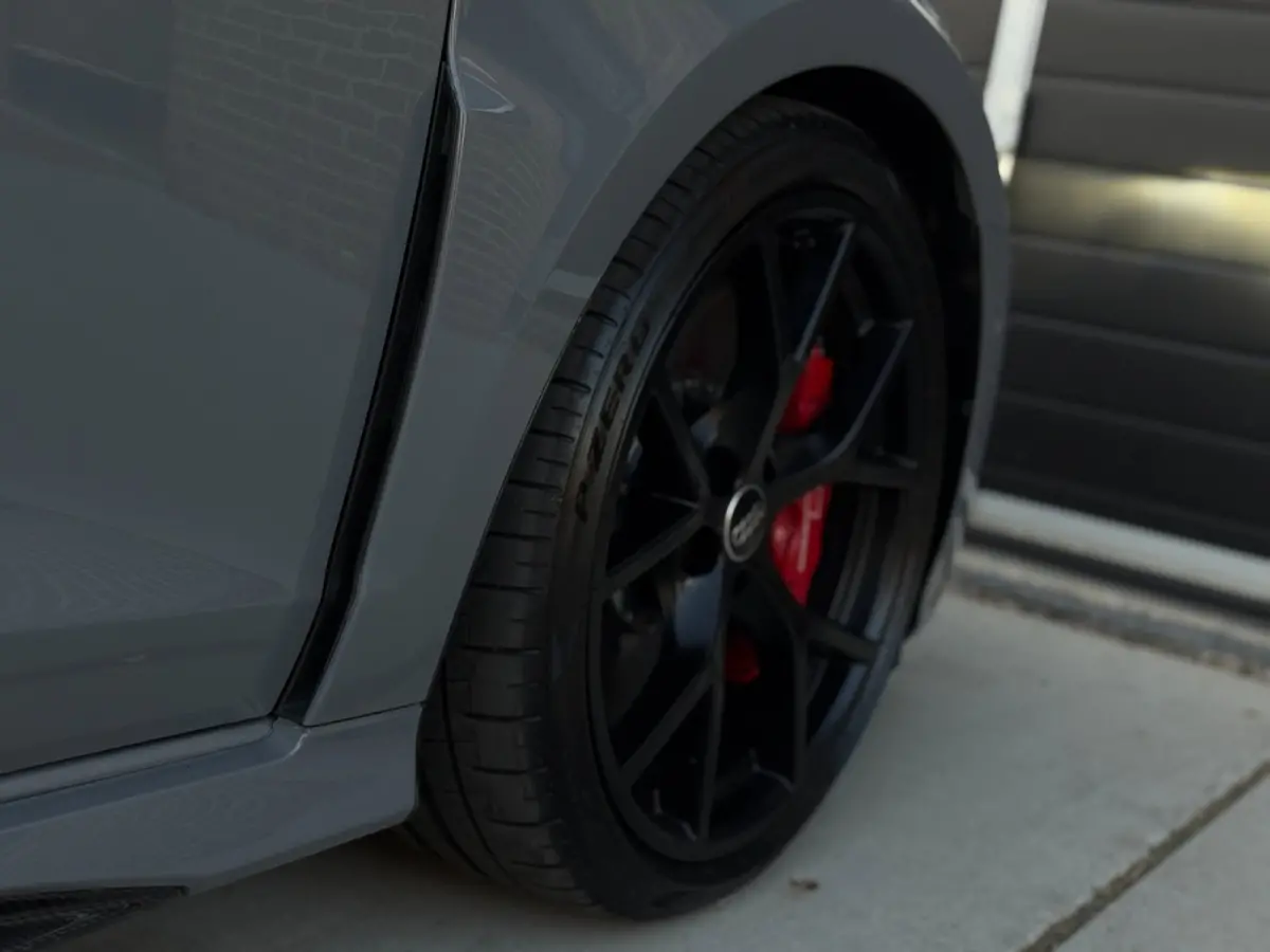 2.5 TFSI RS3 Quattro / Keramisch / Hulk / Carbon / Massage / Pano / Memory / B&O / Carplay / Lane / Garantie /
