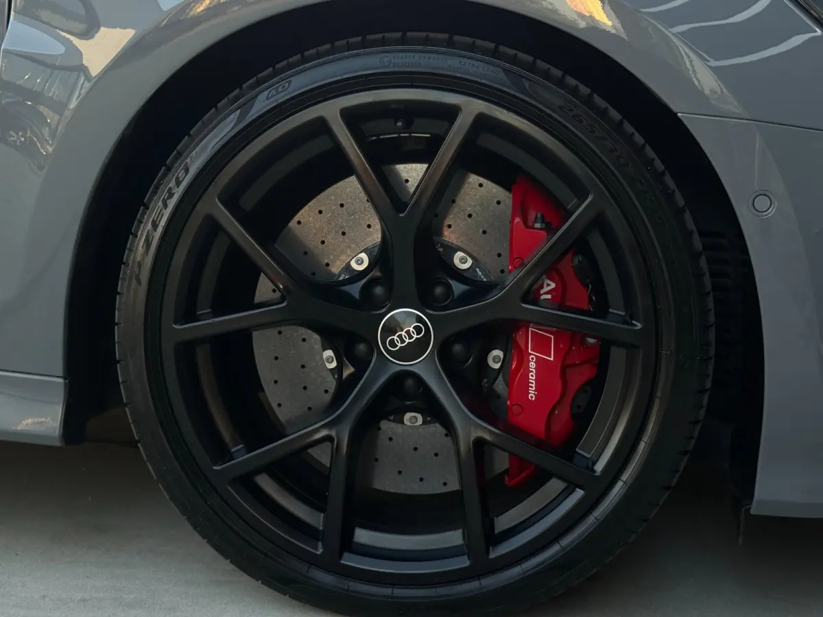 2.5 TFSI RS3 Quattro / Keramisch / Hulk / Carbon / Massage / Pano / Memory / B&O / Carplay / Lane / Garantie /
