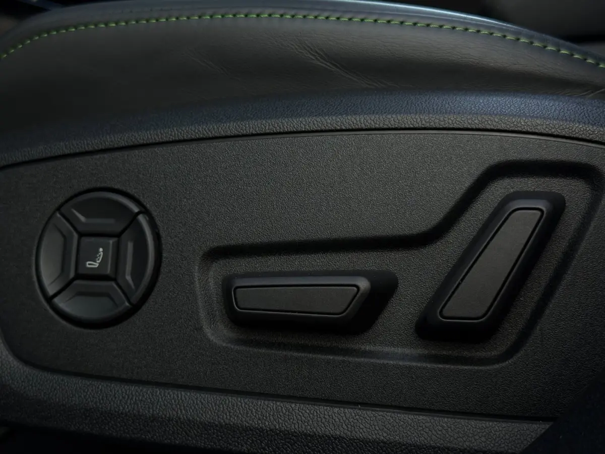 2.5 TFSI RS3 Quattro / Keramisch / Hulk / Carbon / Massage / Pano / Memory / B&O / Carplay / Lane / Garantie /