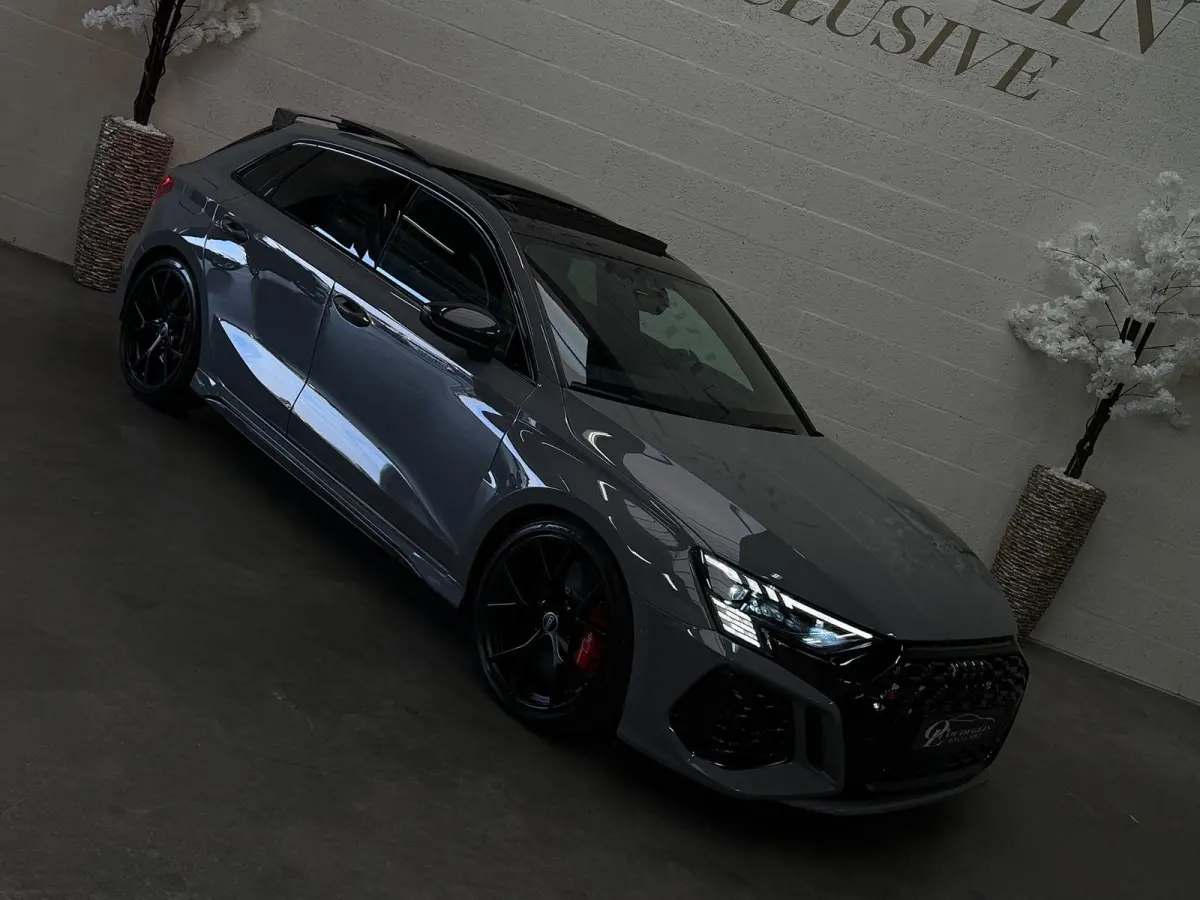 2.5 TFSI RS3 Quattro / Keramisch / Hulk / Carbon / Massage / Pano / Memory / B&O / Carplay / Lane / Garantie /