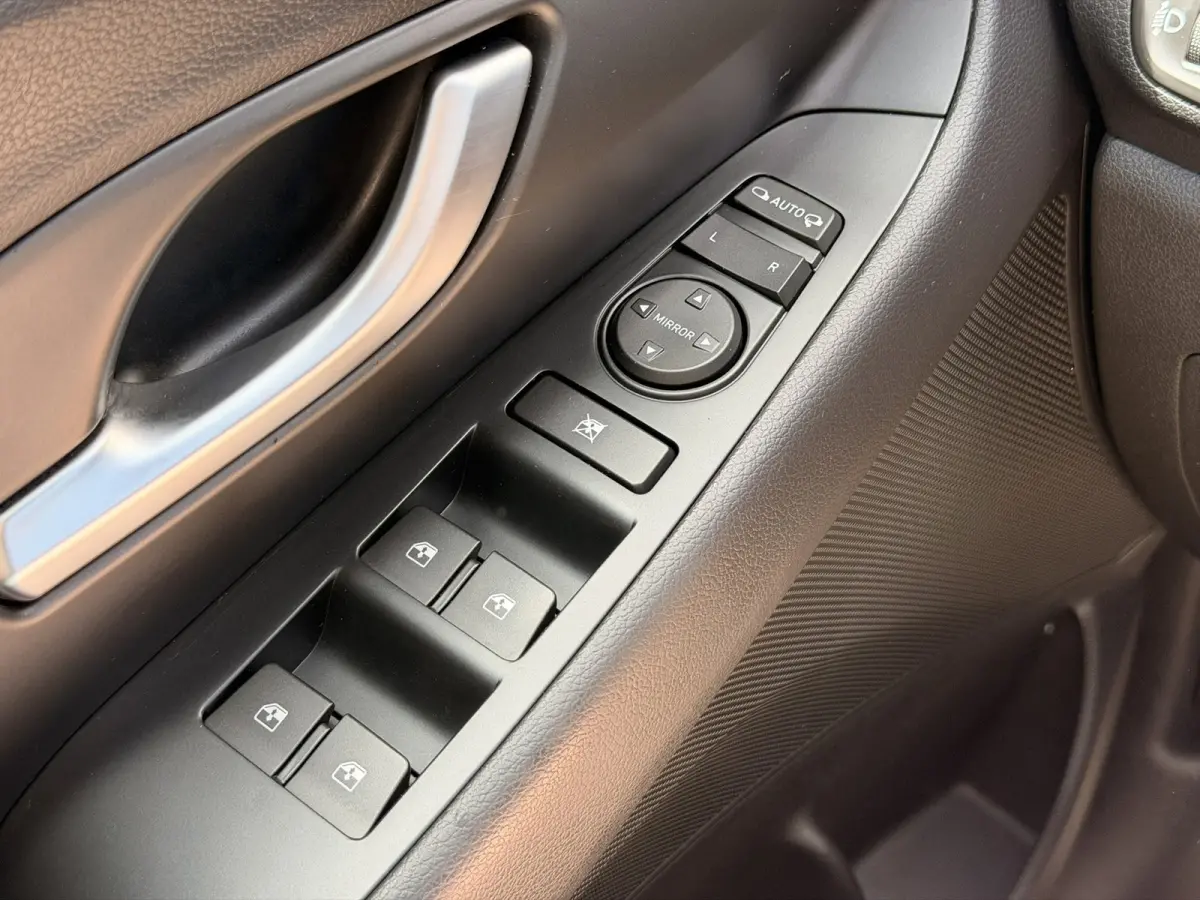 1.4 T-GDI N Line Pano Camera CarPlay 18'' LED Keyless