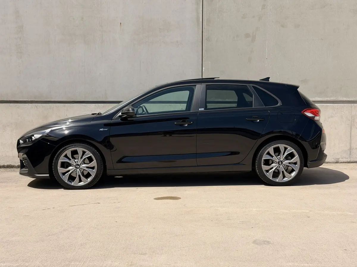 1.4 T-GDI N Line Pano Camera CarPlay 18'' LED Keyless