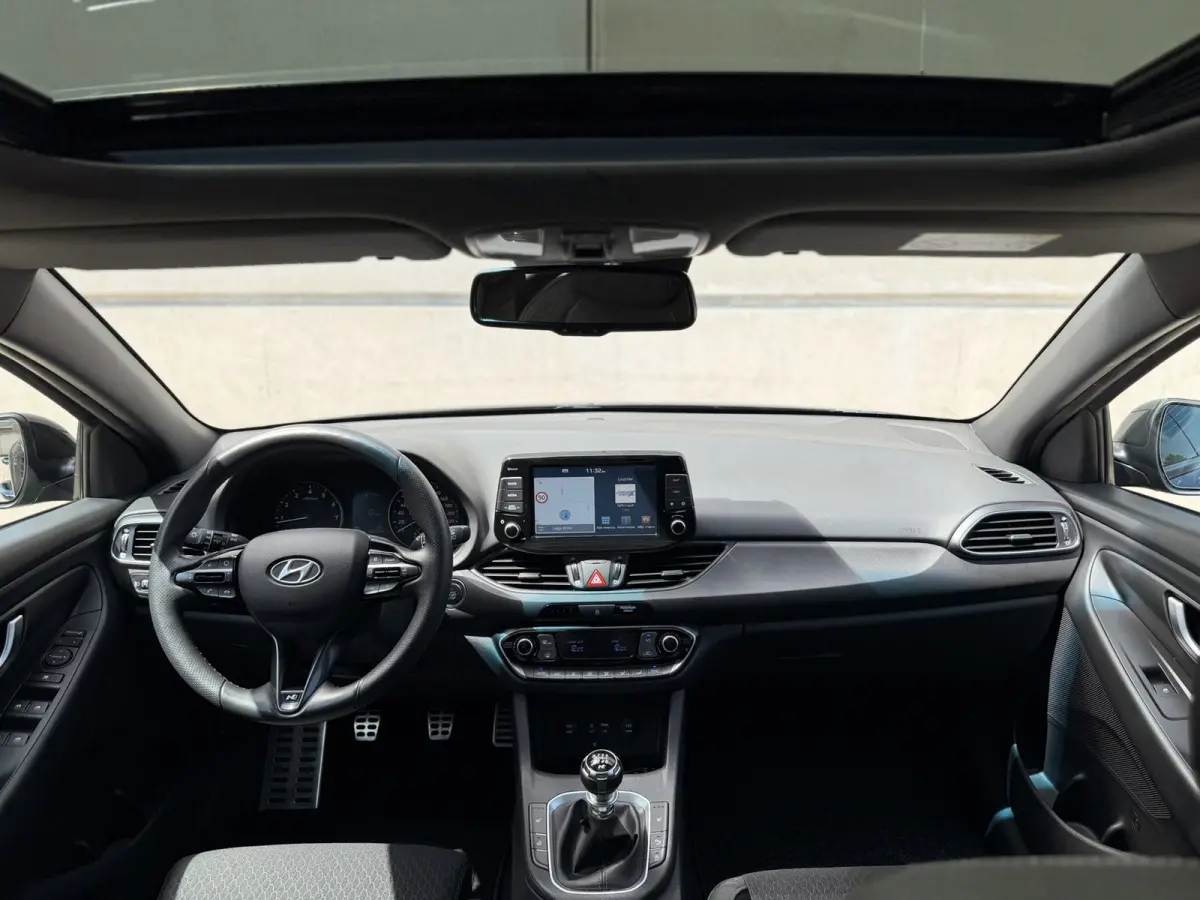 1.4 T-GDI N Line Pano Camera CarPlay 18'' LED Keyless