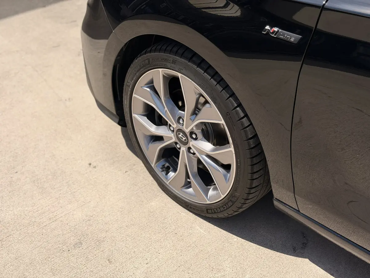 1.4 T-GDI N Line Pano Camera CarPlay 18'' LED Keyless