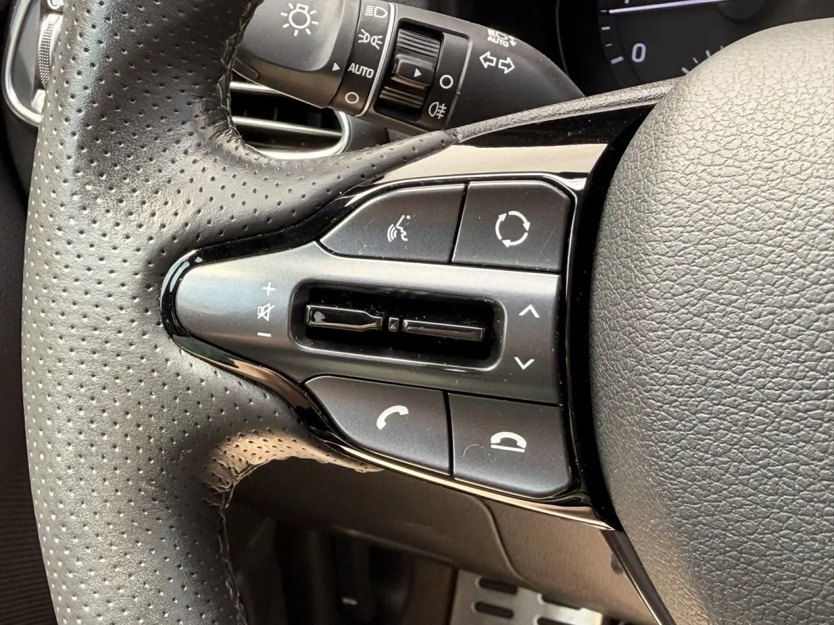 1.4 T-GDI N Line Pano Camera CarPlay 18'' LED Keyless