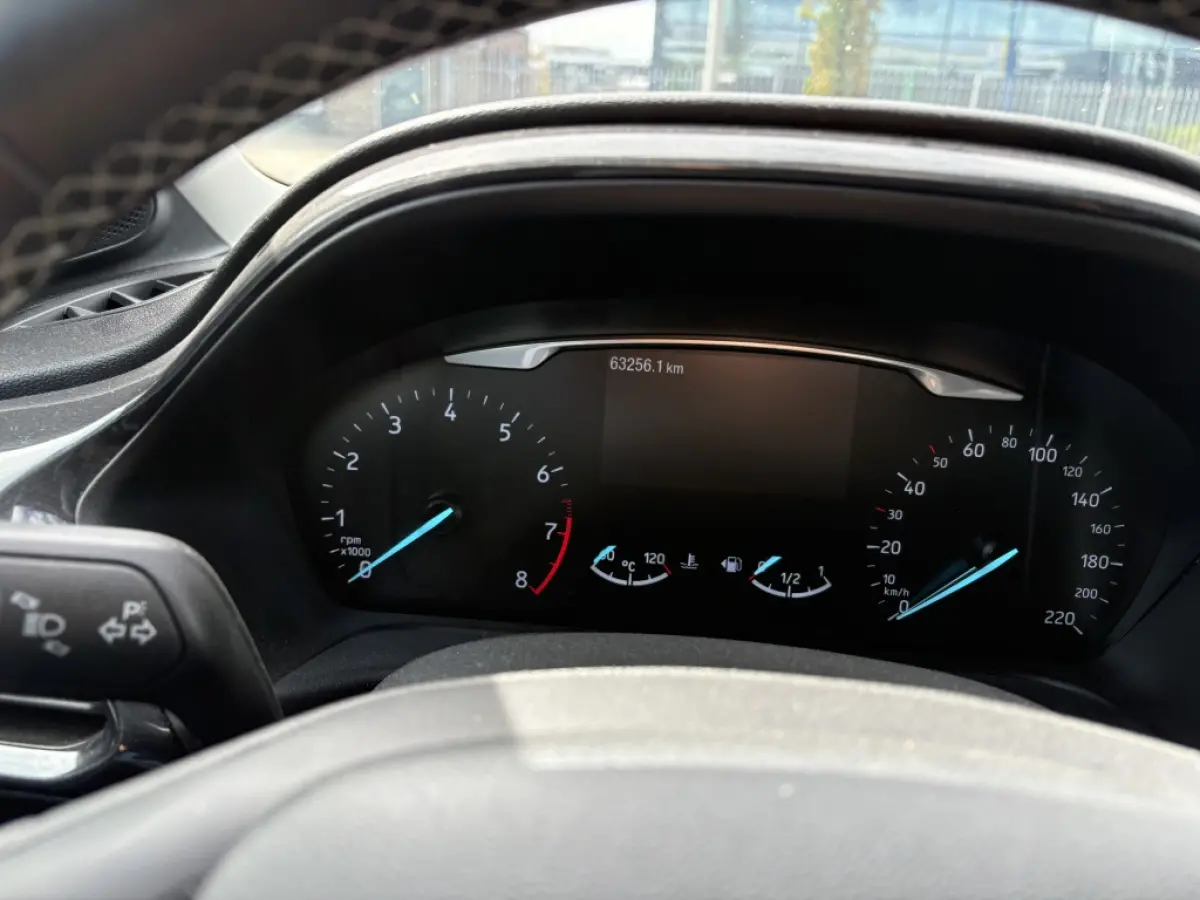 1.0 EcoBoost Titanium