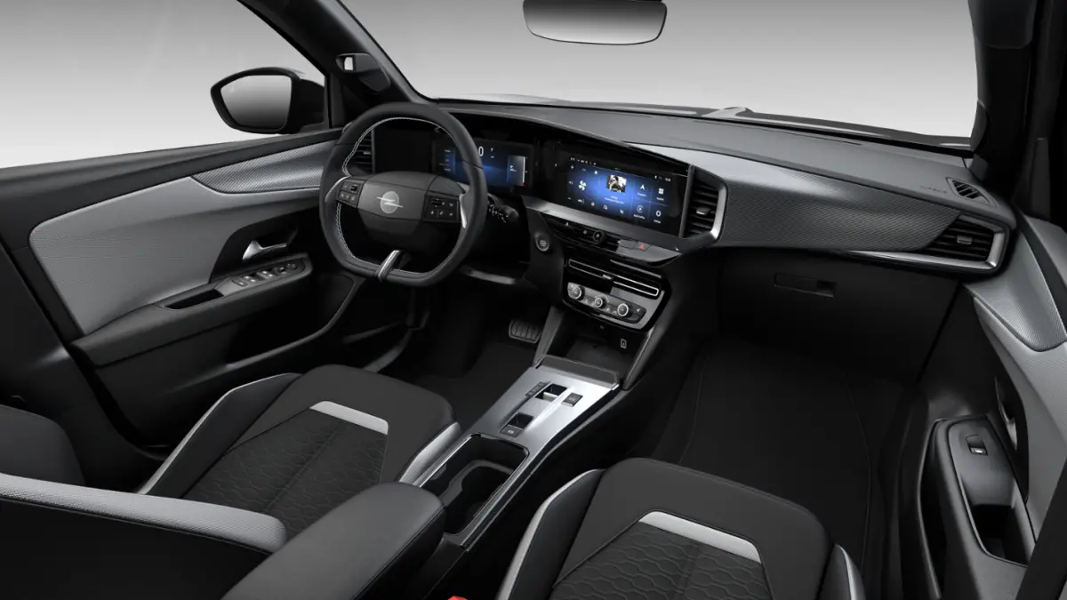 Business Edition | 17" Lichtmetalen velgen | Achteruitrijcamera | Adaptive Cruise control