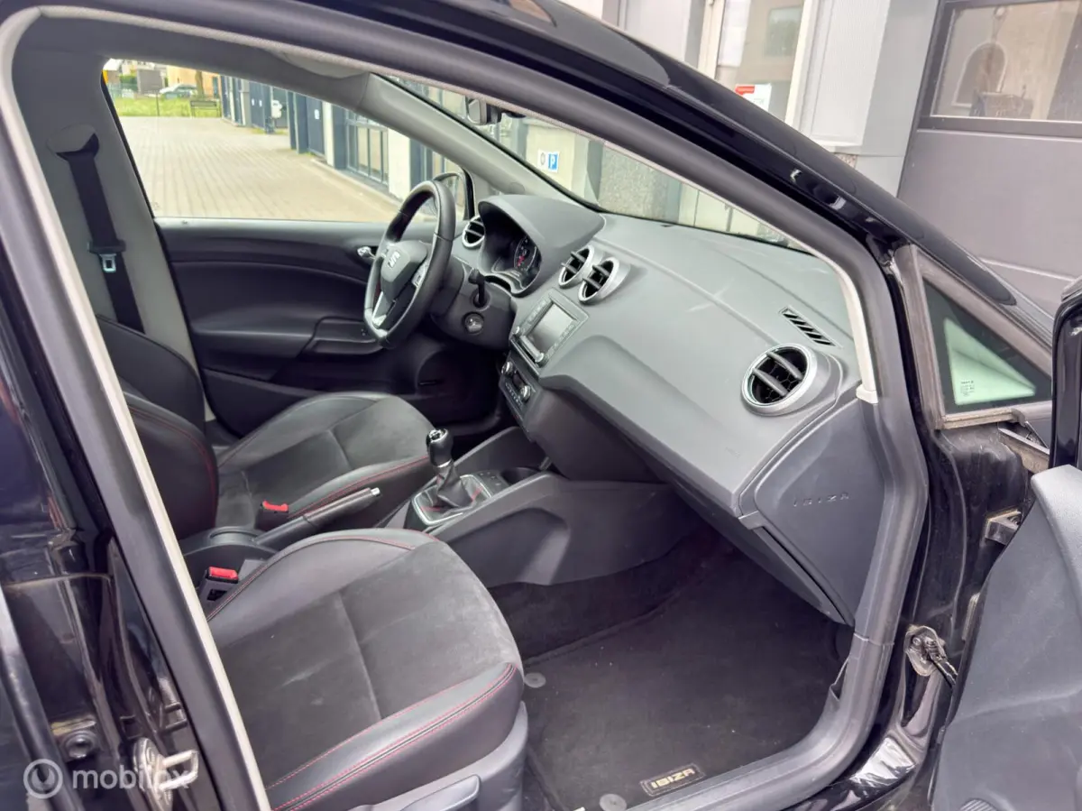 1.0 EcoTSI FR | 110PK | CarPlay | Pano | 6-Bak