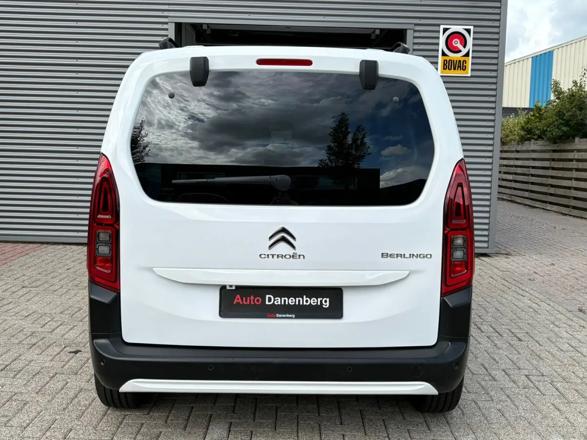1.2 PureTech Shine WEINIG KM! NIEUW!