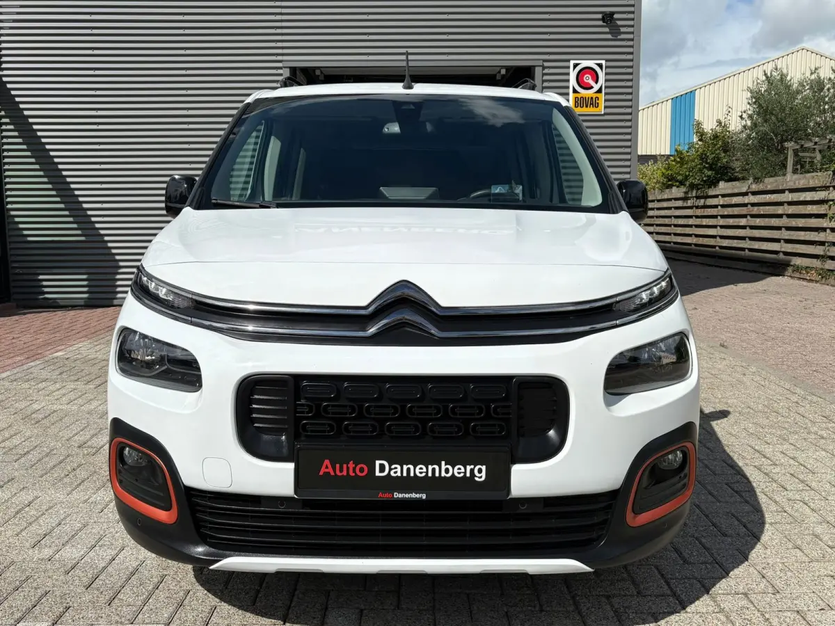 1.2 PureTech Shine WEINIG KM! NIEUW!