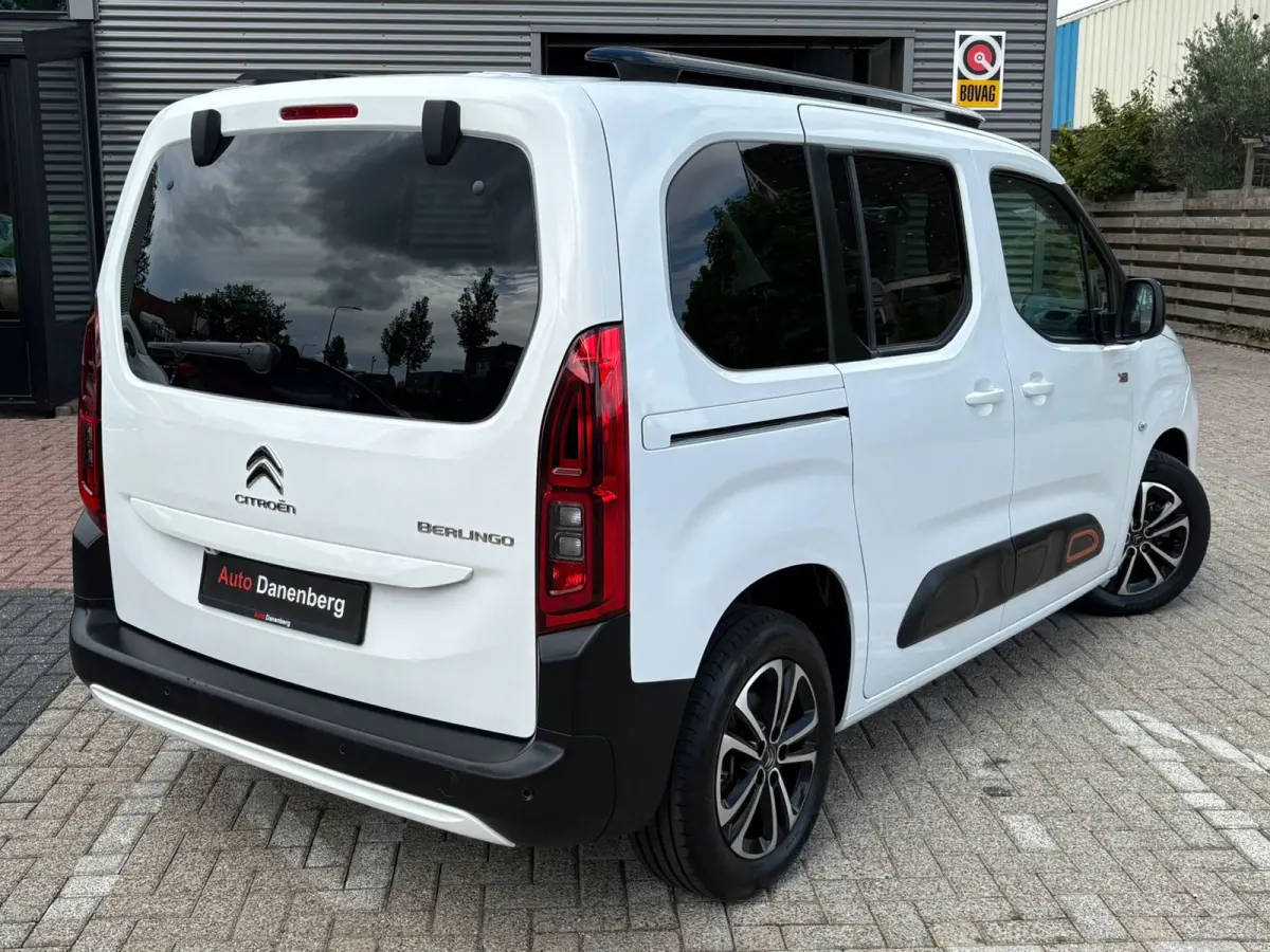 1.2 PureTech Shine WEINIG KM! NIEUW!