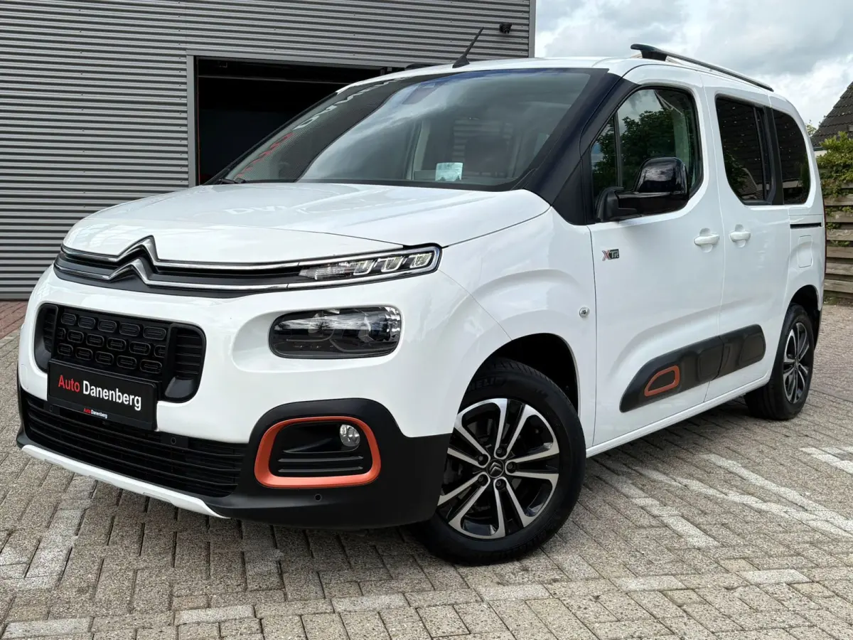1.2 PureTech Shine WEINIG KM! NIEUW!