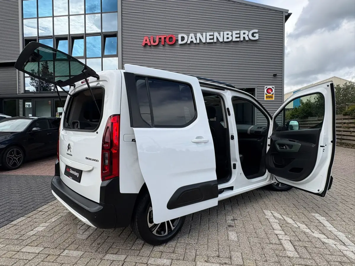 1.2 PureTech Shine WEINIG KM! NIEUW!
