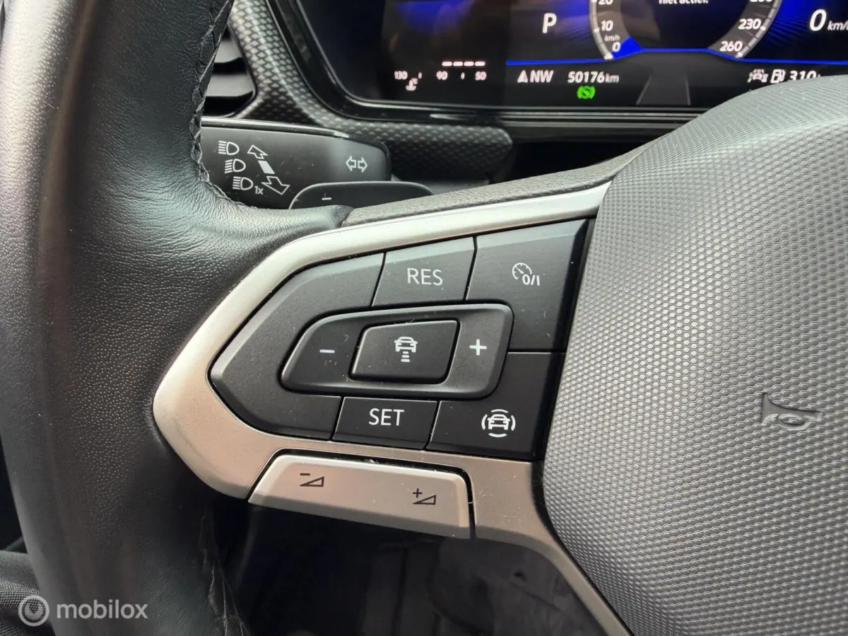 1.0 TSI Life Edition CAMERA*NAVI*ACC*PDC*