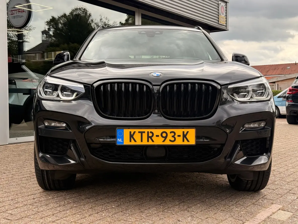 XDrive30e High Exe M-Sport | H.U.D | Pano | D.A.P| SOH 90.8 %