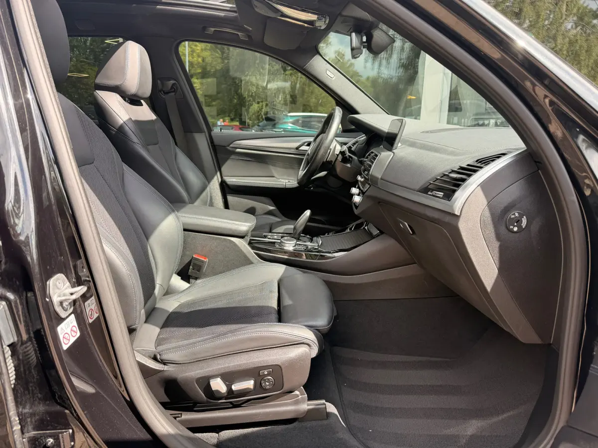 XDrive30e High Exe M-Sport | H.U.D | Pano | D.A.P| SOH 90.8 %