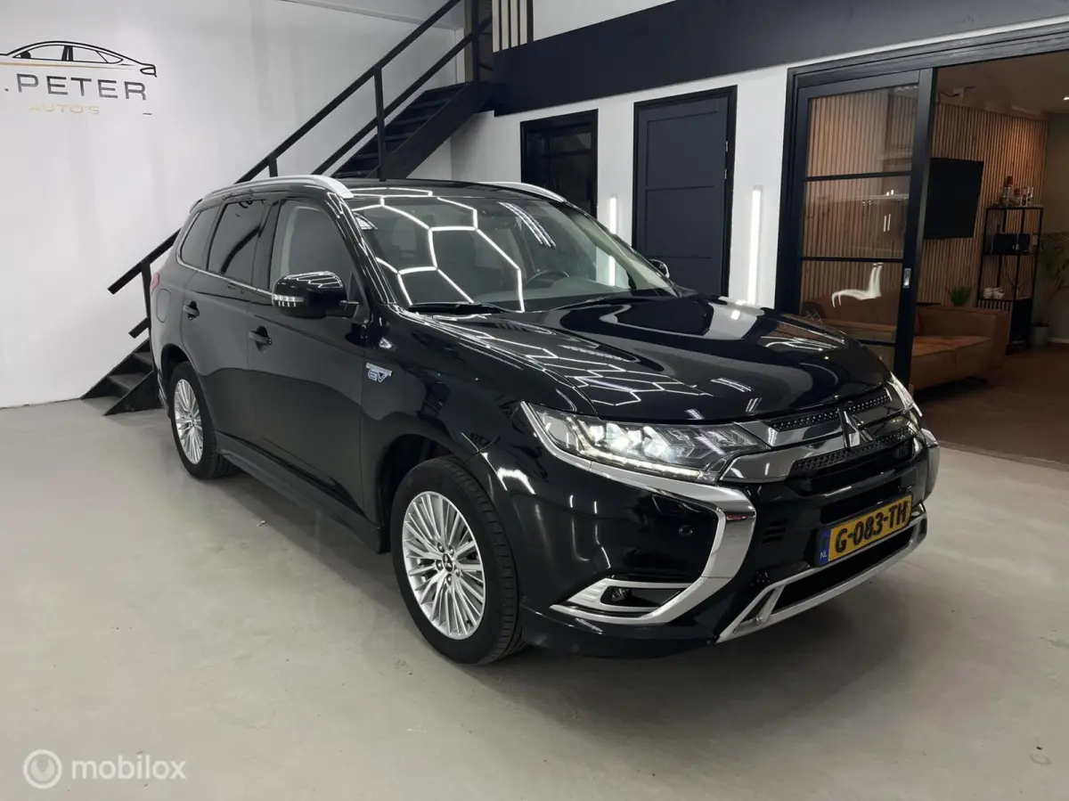 2.4 PHEV Intense S