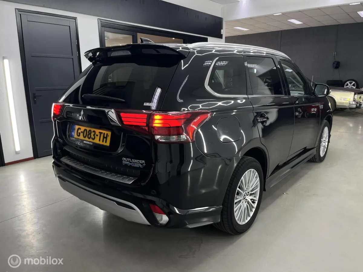 2.4 PHEV Intense S