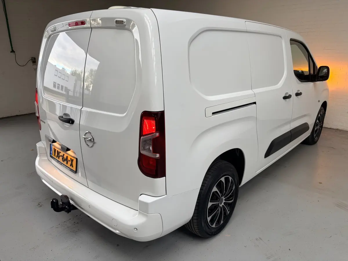 L2H1 Servicewagen 1.5D 100pk Edition, Sortimo inrichting, Groot scherm/navigatie, Trekhaak, RIJKLAARPRIJS!