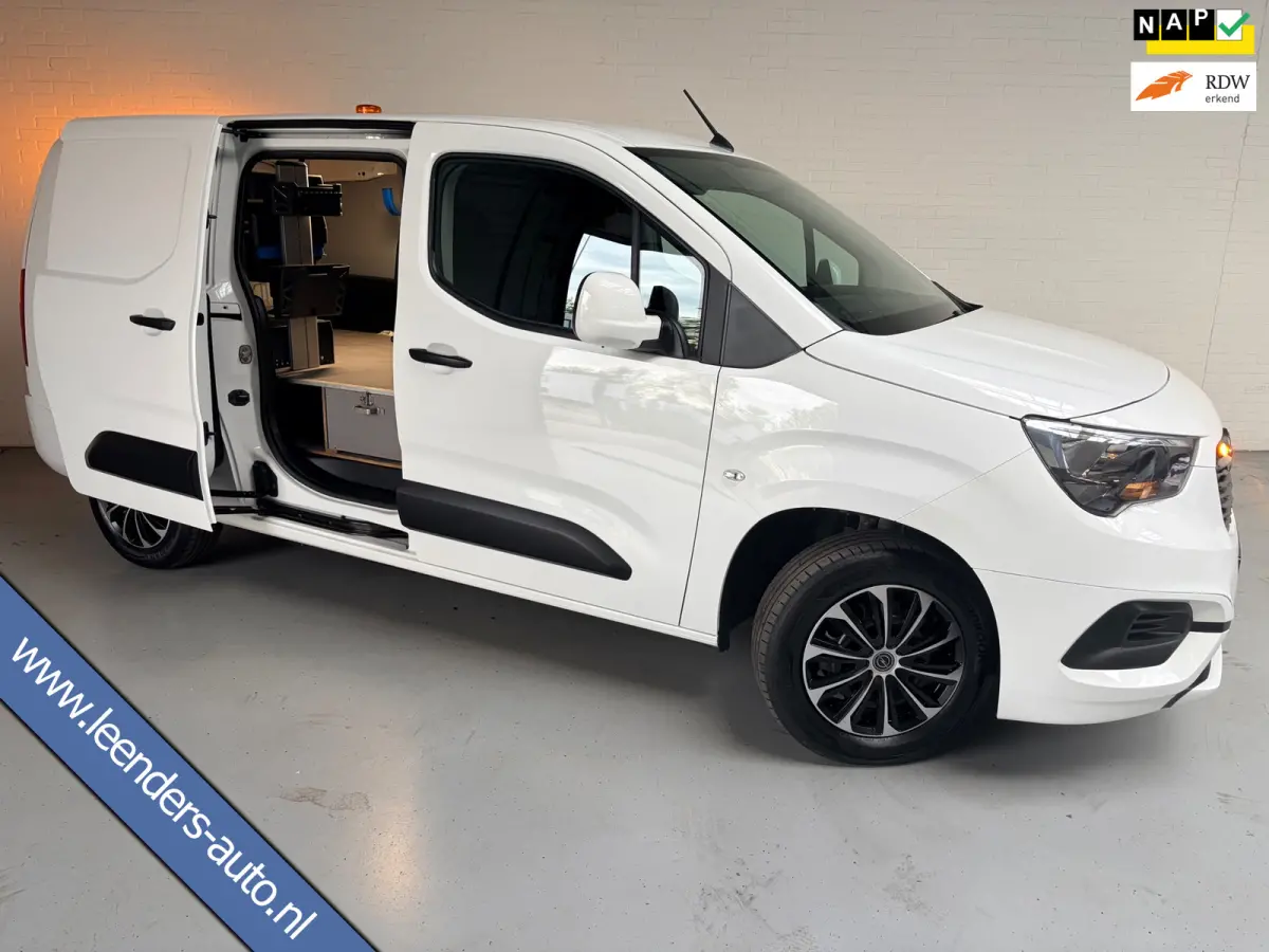 L2H1 Servicewagen 1.5D 100pk Edition, Sortimo inrichting, Groot scherm/navigatie, Trekhaak, RIJKLAARPRIJS!