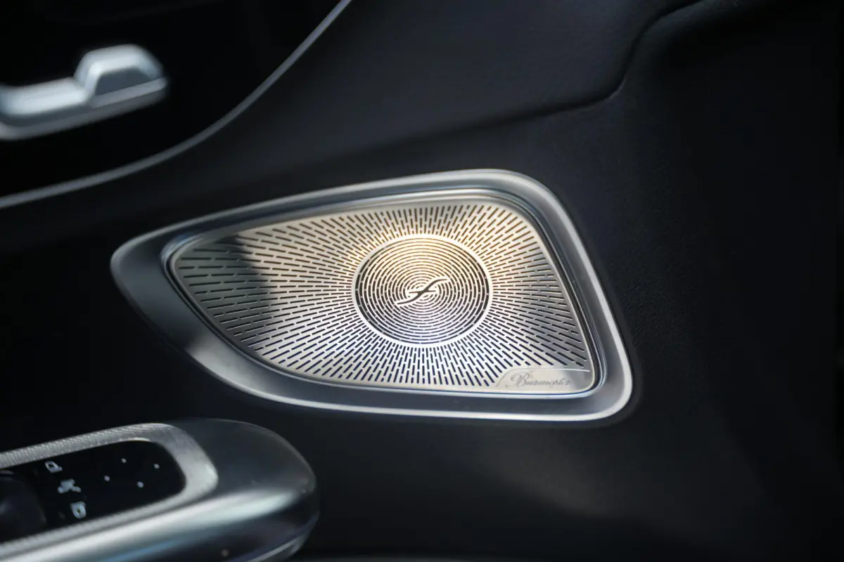 300 e AMG Line Panoramadak Burmester Memory Ambient Keyless
