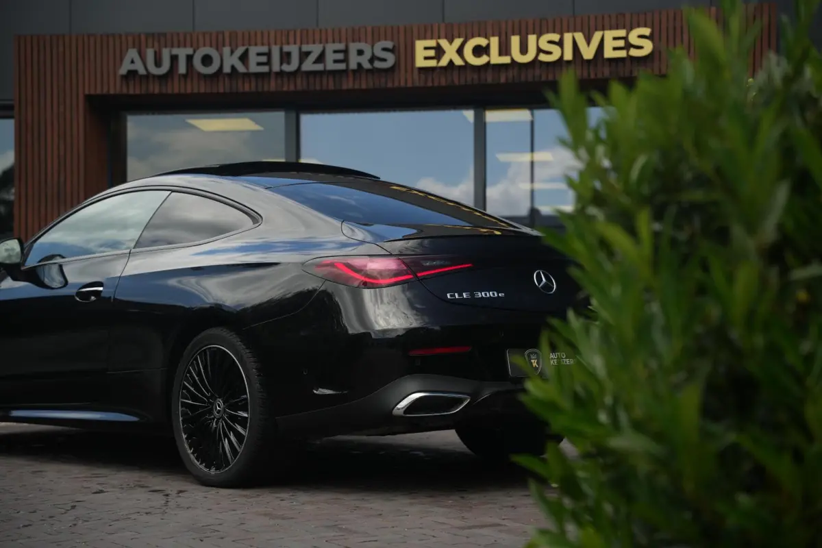 300 e AMG Line Panoramadak Burmester Memory Ambient Keyless