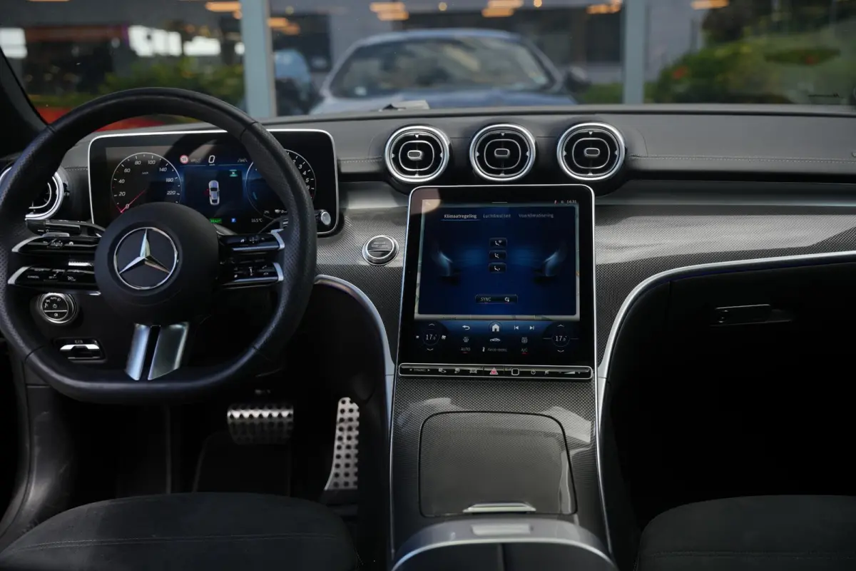 300 e AMG Line Panoramadak Burmester Memory Ambient Keyless