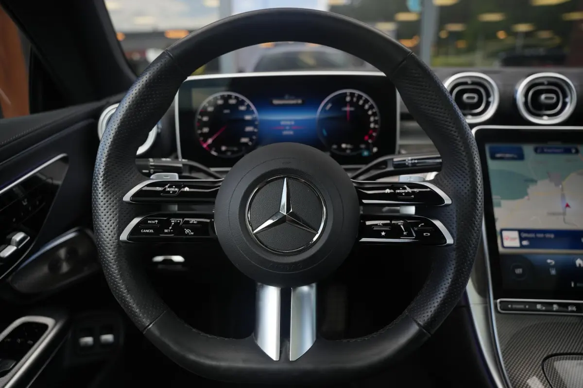 300 e AMG Line Panoramadak Burmester Memory Ambient Keyless
