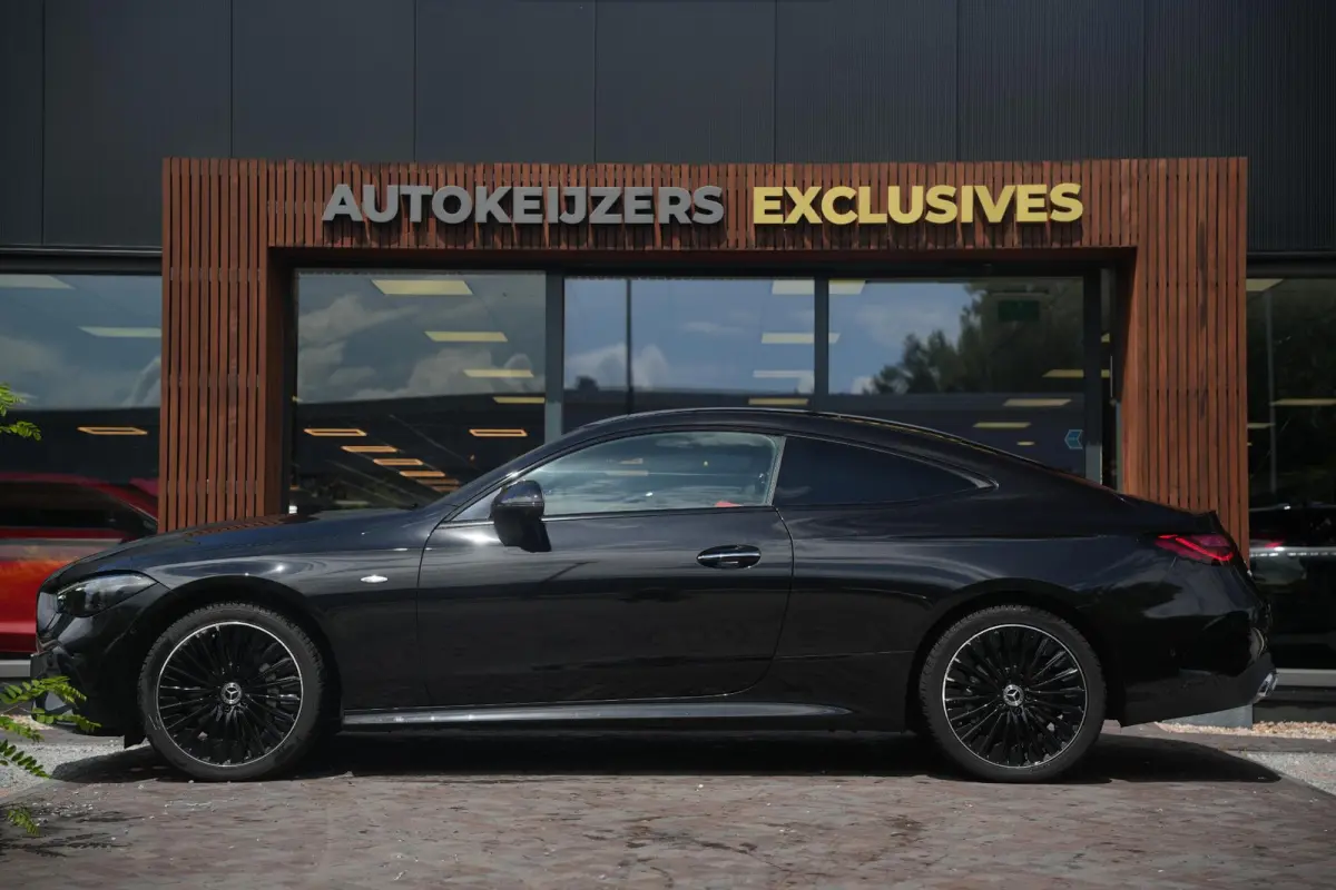 300 e AMG Line Panoramadak Burmester Memory Ambient Keyless