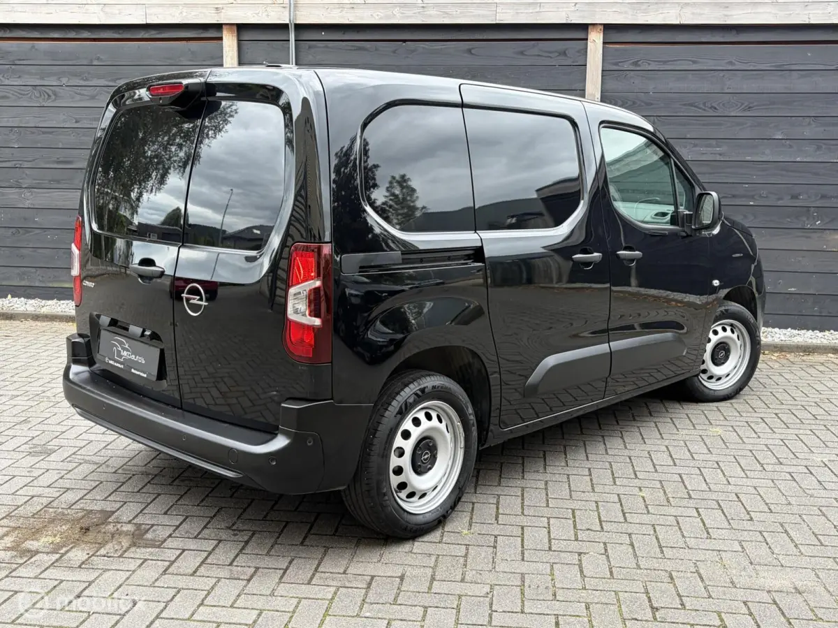 1.5 BlueHDi 102 PK binnenspiegelcamera / airco / FM nav / Carplay / camera 360