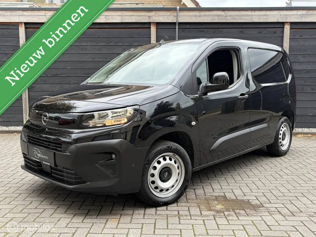 1.5 BlueHDi 102 PK binnenspiegelcamera / airco / FM nav / Carplay / camera 360